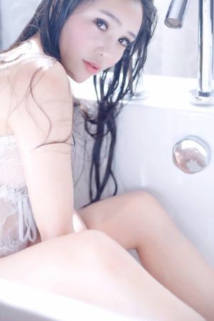 山东聊城一男子带两孩子落水